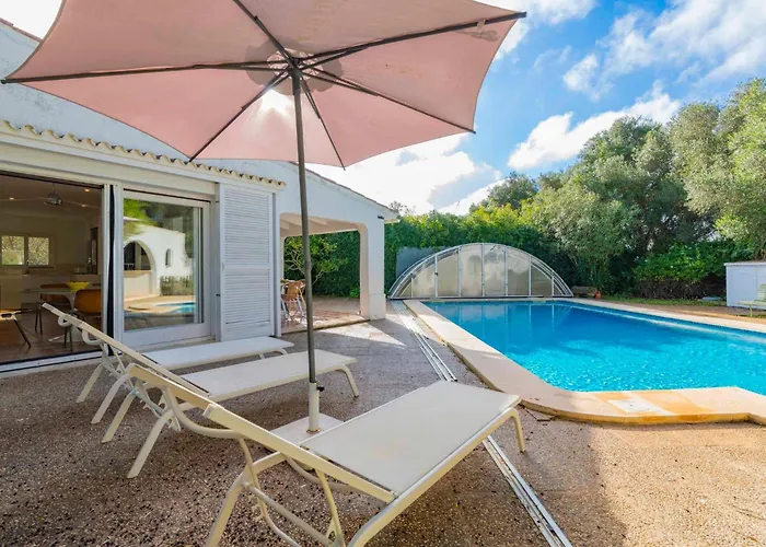 Villa Rosa - Garden & Pool Retreat