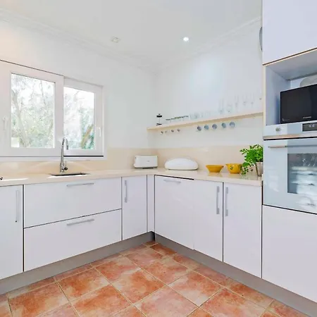 Holiday home Rosa - Garden & Pool Retreat Trebeluger