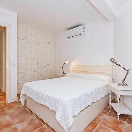 וילה Rosa - Garden & Pool Retreat *
