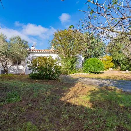 Rosa - Garden & Pool Retreat