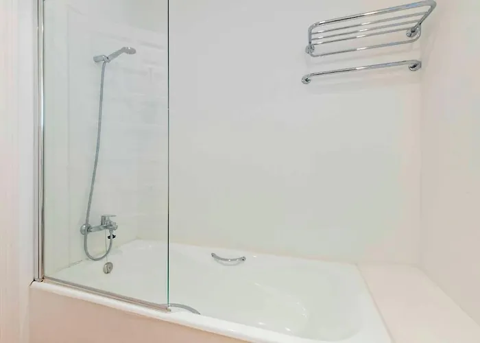 Holiday home Rosa - Garden & Pool Retreat Trebeluger