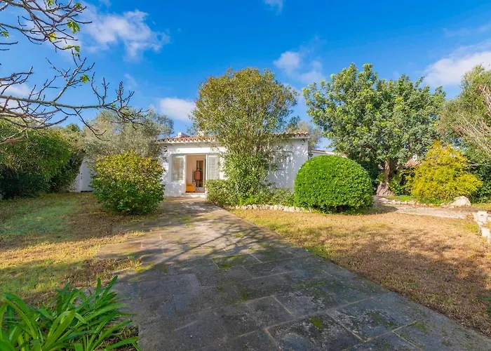 Rosa - Garden & Pool Retreat Trebeluger