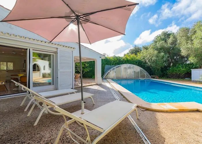 Rosa - Garden & Pool Retreat *