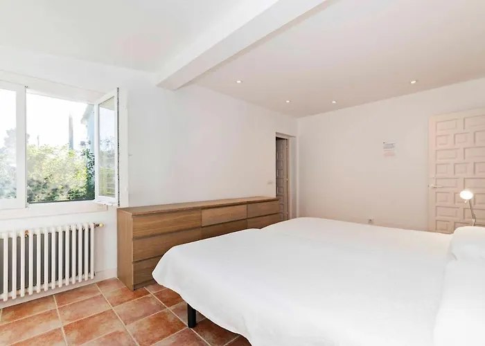 Rosa - Garden & Pool Retreat Holiday home Trebeluger