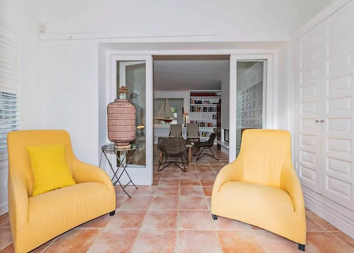 Holiday home Rosa - Garden & Pool Retreat Trebeluger