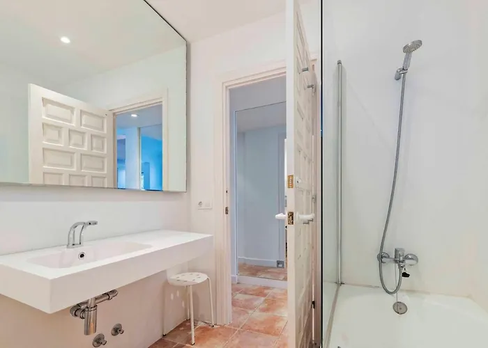 Hébergement de vacances Rosa - Garden & Pool Retreat *