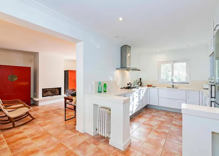 Rosa - Garden & Pool Retreat Holiday home Trebeluger