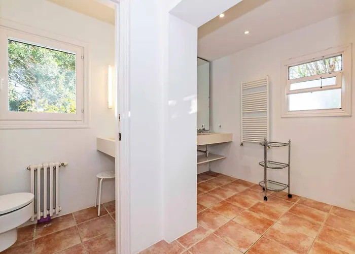 Rosa - Garden & Pool Retreat Villa