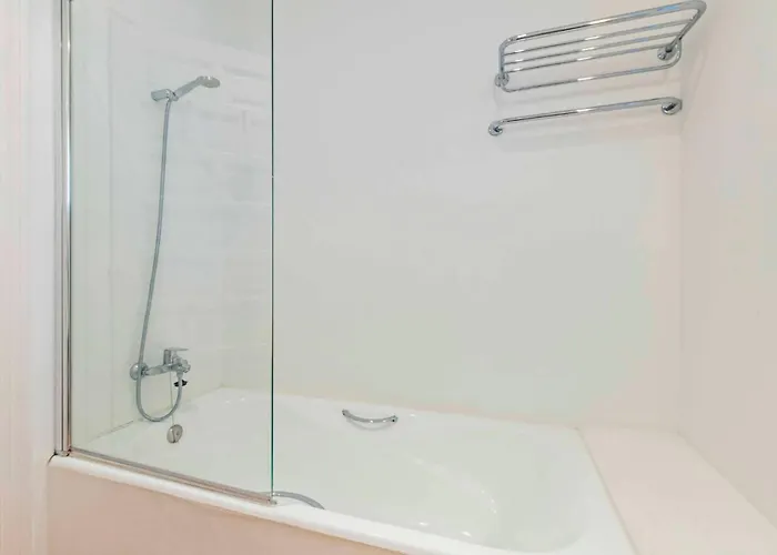 Rosa - Garden & Pool Retreat * Trebeluger