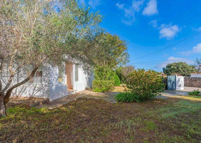 Villa Rosa - Garden & Pool Retreat *